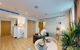 Executive Luxury One Bedroom In Vauxhall